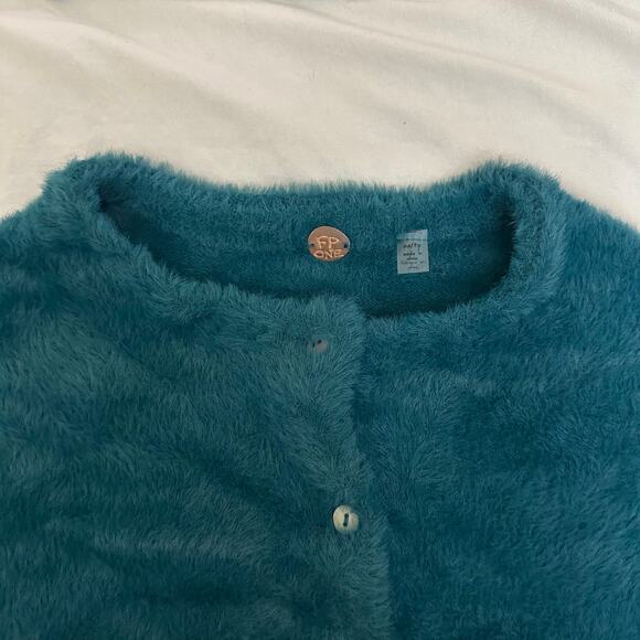 FREE PEOPLE FP ONE WYATT CARDI SOFT FUZZY BUTTON FRONT CARDIGAN TEAL Size XS - Picture 6 of 9